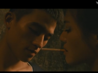 《左耳》完整版在线观看